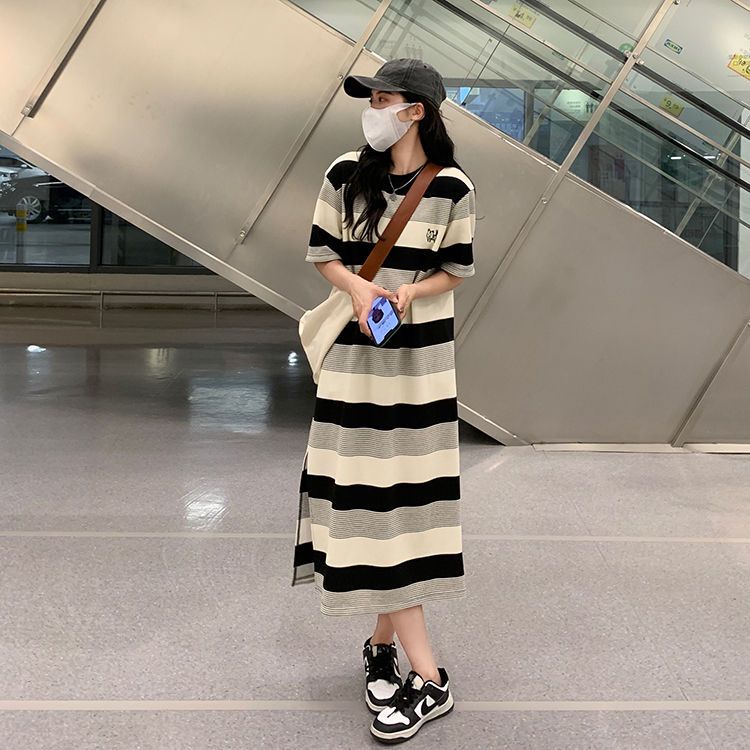 Đầm Thun Ngắn Tay Dáng Rộng Họa Tiết Kẻ Sọc Xẻ Tà Phong Cách Retro Thời Trang Mới Cho Nữ