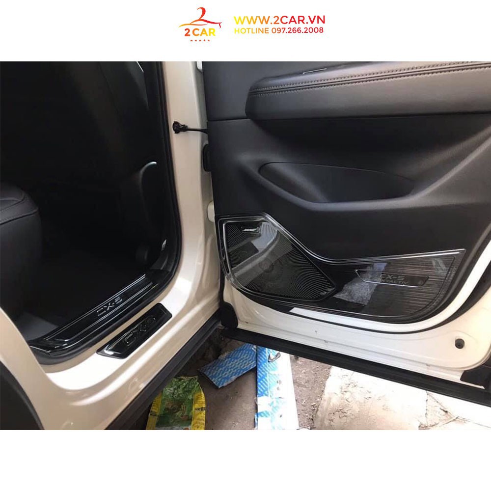 Bộ Ốp Bậc Cửa Trong Ngoài Xe Mazda Cx5 2018-2020, chất liệu Titan
