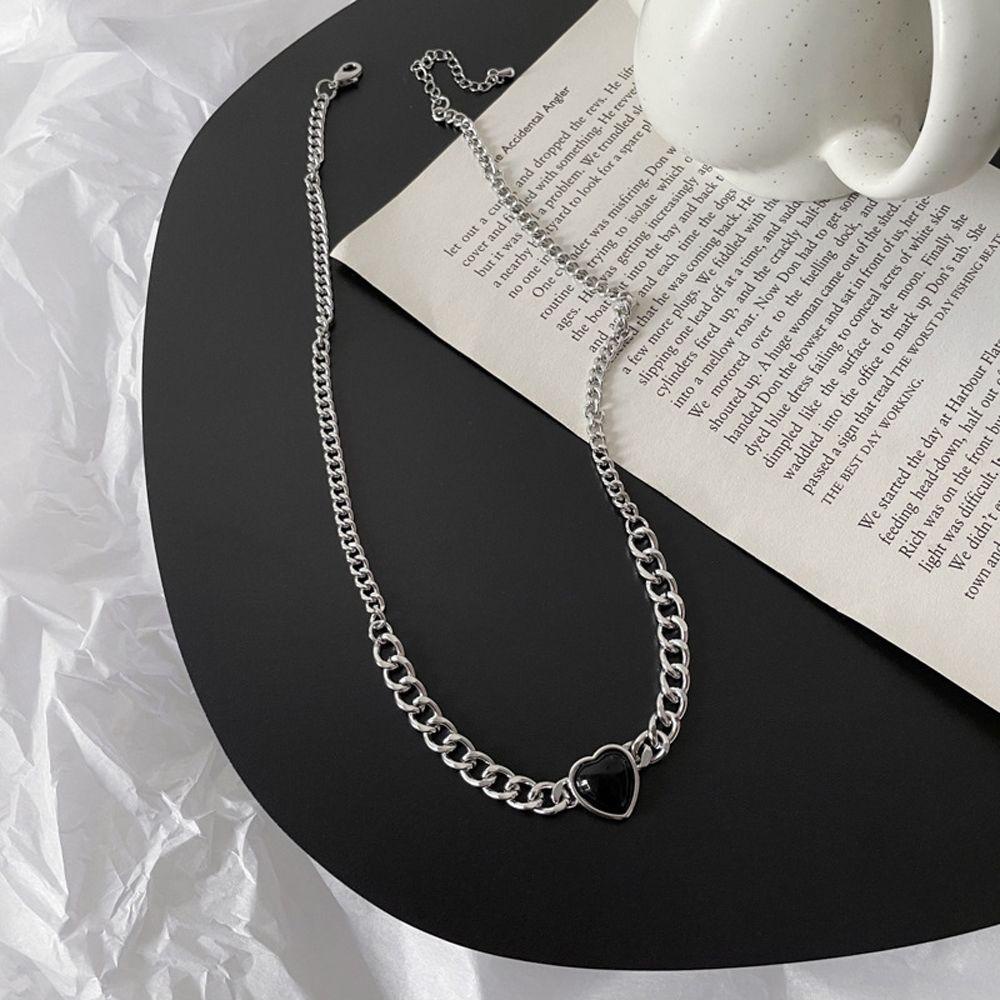 1 Vòng Cổ Choker Hợp Kim Mặt Trái Tim Đơn Giản Phong Cách Hàn Quốc