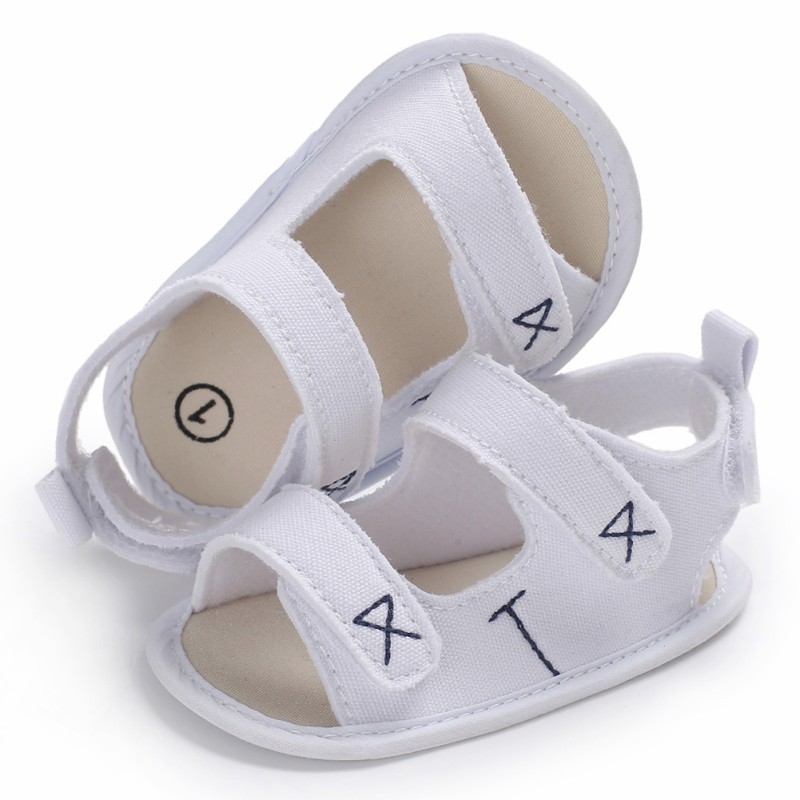 Giày sandals đơn giản dễ thương cho bé