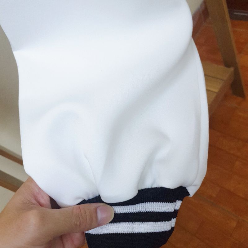 [ ẢNH THẬT + VIDEO]  Áo khoác cổ bẻ chất umi dầy mềm, phối tay trể trung, cổ bẻ thời trang, tay to rộng unisex 65kg | BigBuy360 - bigbuy360.vn