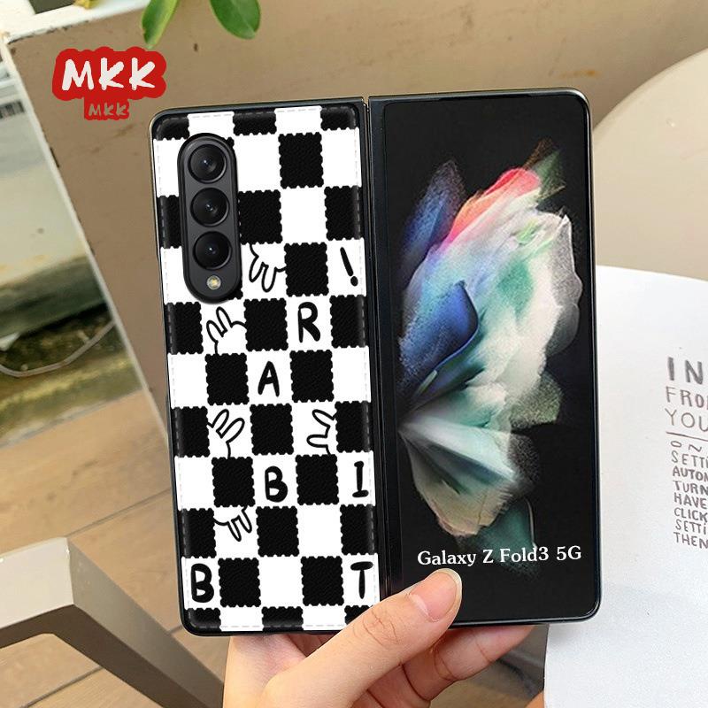 Bao da điện thoại màu đen dạng gập họa tiết bàn cờ cổ điển cho Samsung Galaxy Z Fold3 w22