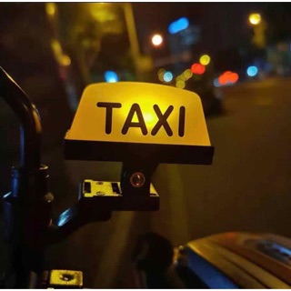 Đèn taxi gắn xe máy