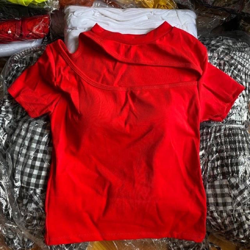 Áo croptop sexy khoét vai mới về vkv