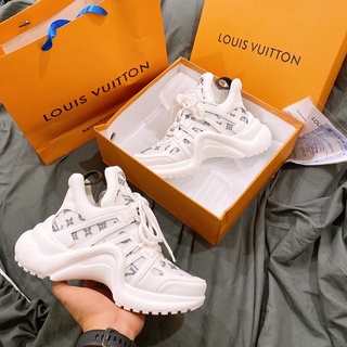 Giày L.V trắng chữ đen lai au cao cấp ( full box + free ship )