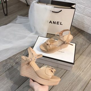 Sandal đế xuồng 9ph