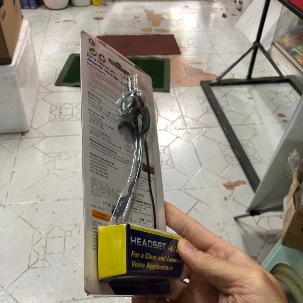 Tai nghe Creative HE100 thanh lí