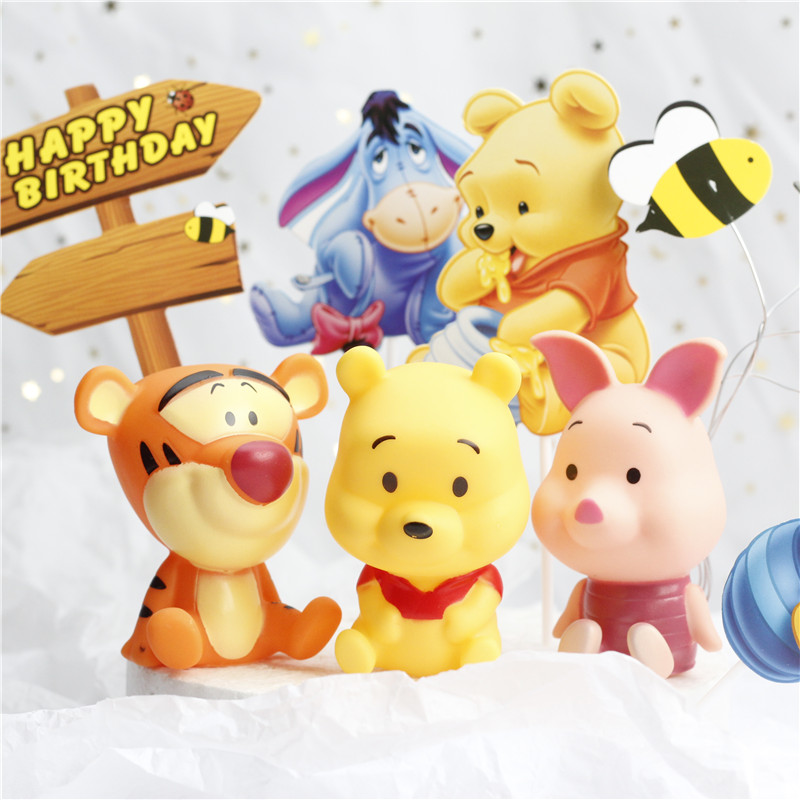 Que cắm trang trí bánh kem gấu Winnie Pooh hoạt hình đáng yêu