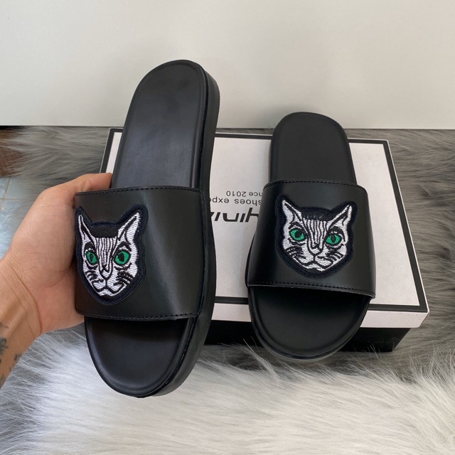 Dép da nam đế hộp thêu mèo xanh 2 lớp kèm video ( đế hộp mèo ) ( Chéo Ô Vuông Xanh )