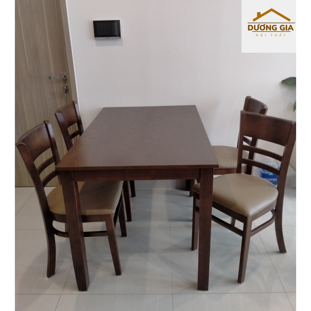 Bàn ăn gỗ cao su 120 x 75