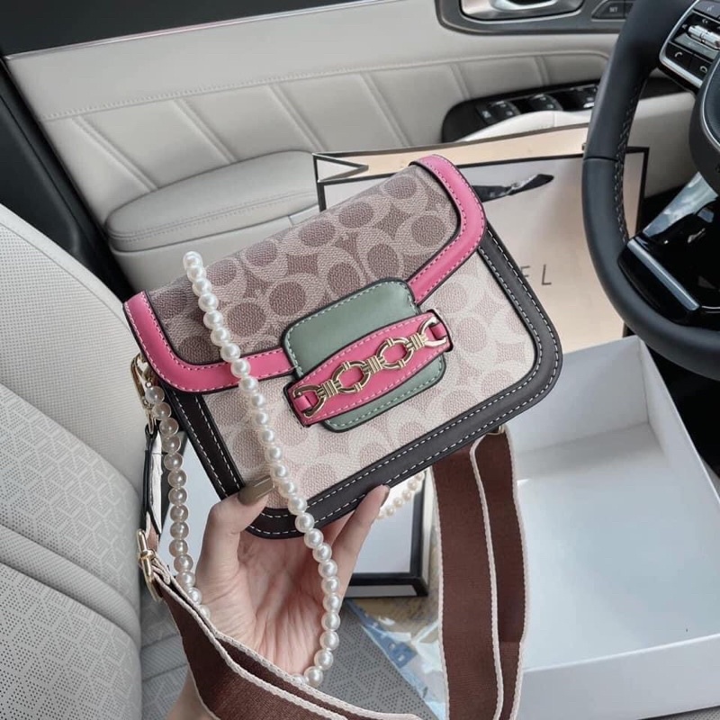 Túi Coach size 21cm kèm dây ngọc và dây đeo chéo