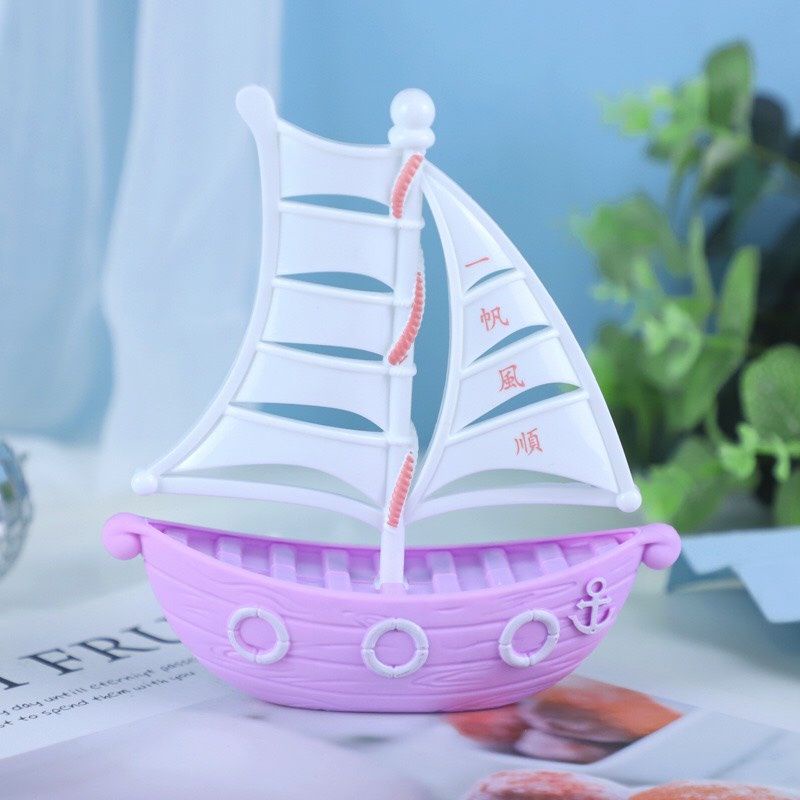 Thuyền trang trí bánh kem sinh nhật