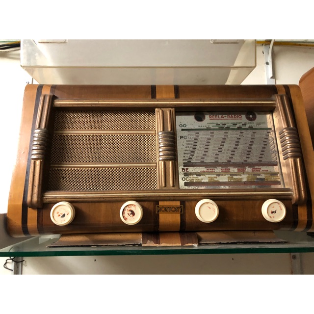 Đài radio cổ Châu Âu