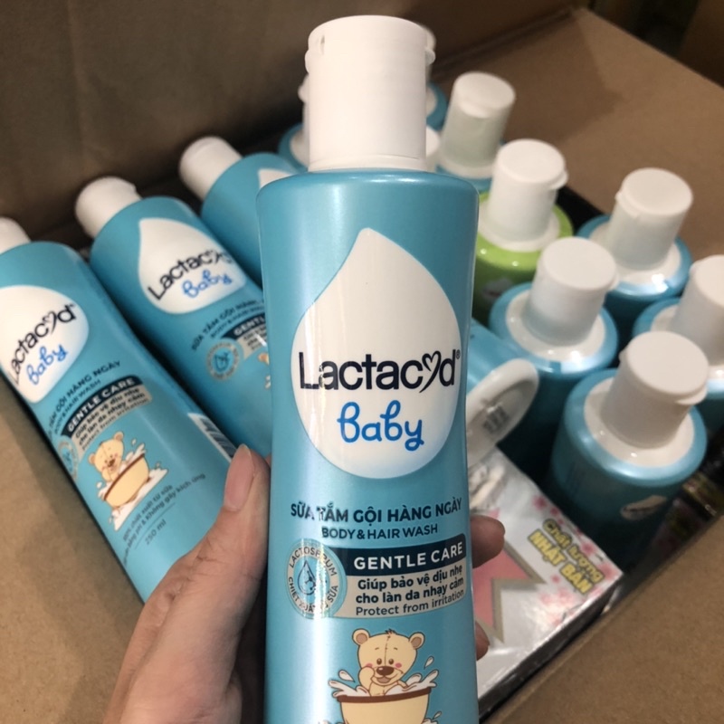 Sữa tắm Lactacyd BB 250ml chống rôm sảy