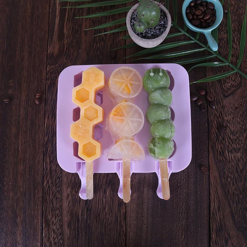 Khuôn kem ⚡ CAO CẤP ⚡ Khuôn kem silicon hình bé sâu 3 ô với mẫu hình dễ thương