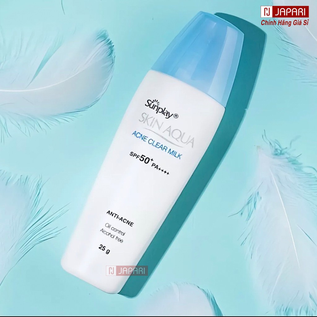 Kem Chống Nắng Sunplay Skin Aqua Acne Nắp Xanh Giảm Mụn Dưỡng Da Kiềm Dầu Cho Da Dầu Mụn JAPARI