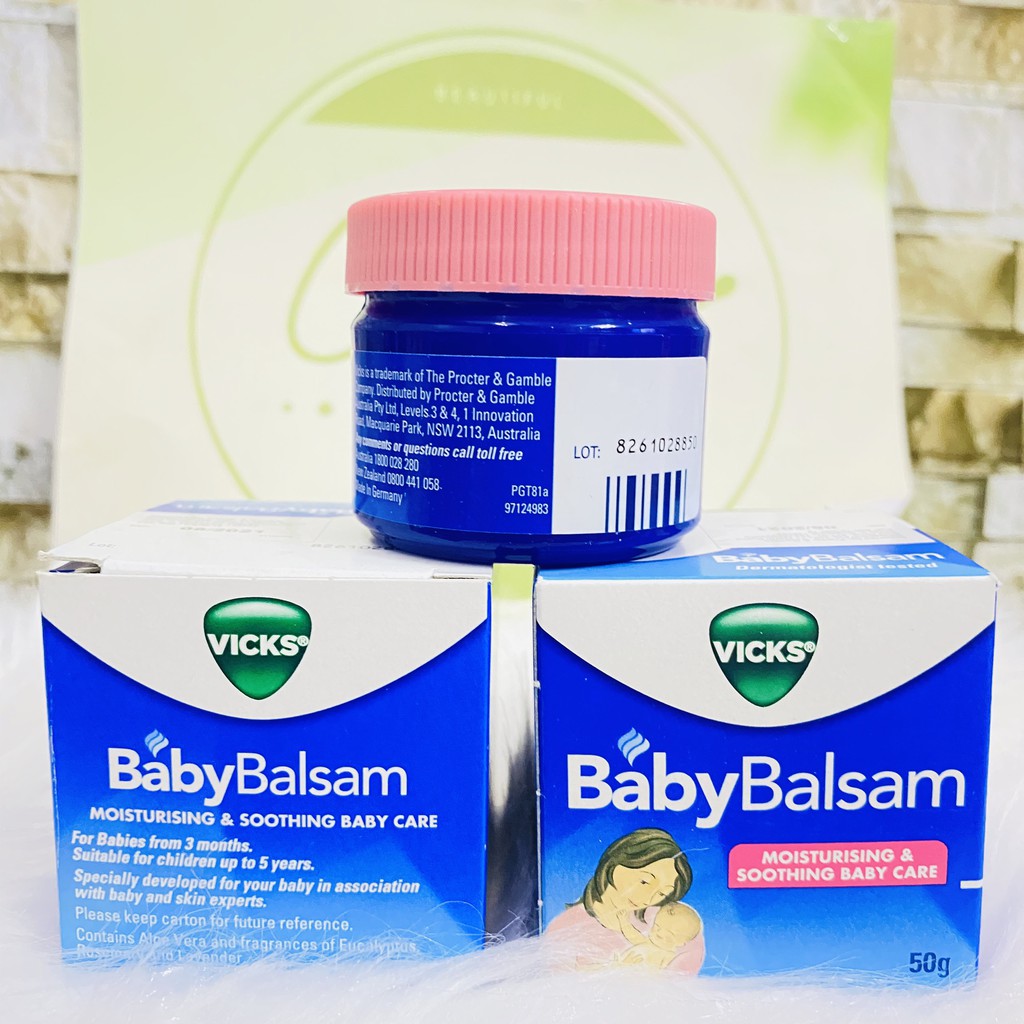 Dầu bôi ấm ngực giảm ho Vicks Baby Balsam 50gr cho bé