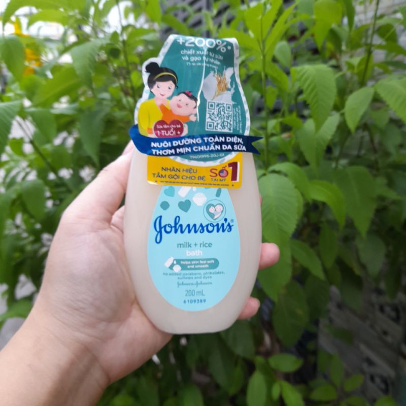 Sữa tắm Baby Johnson 200ml