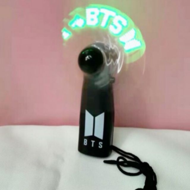 Quạt đèn led BTS thân màu đen