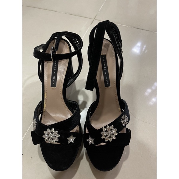 Giày cao gót nữ CHARLES & KEITH size 36