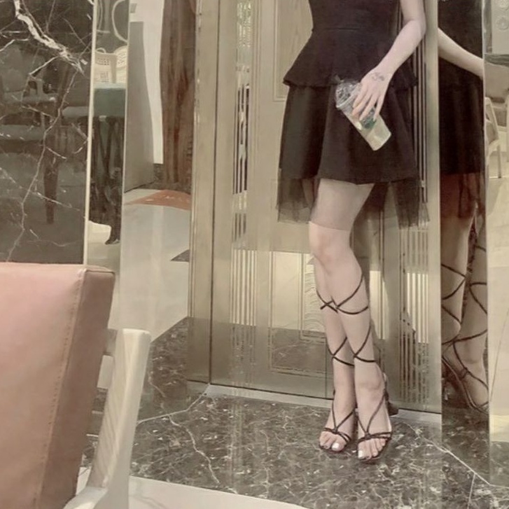 Giày sandal cột dây quai mảnh phối dây đan gót trụ 9 phân