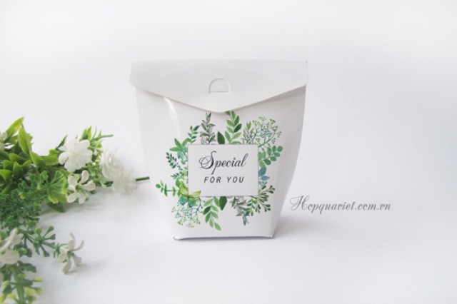 Set 50 hộp quà cưới cao cấp hoa lá làm quà cảm ơn tiệc cưới và sự kiện | BigBuy360 - bigbuy360.vn