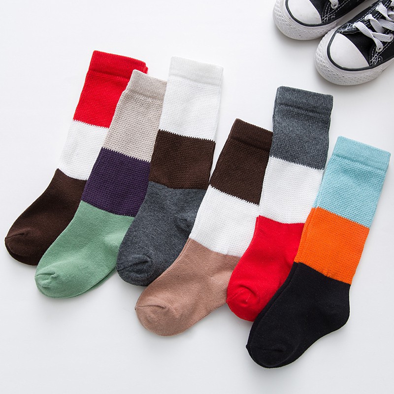 Tất thể thao bằng cotton dùng cho trẻ nhỏ