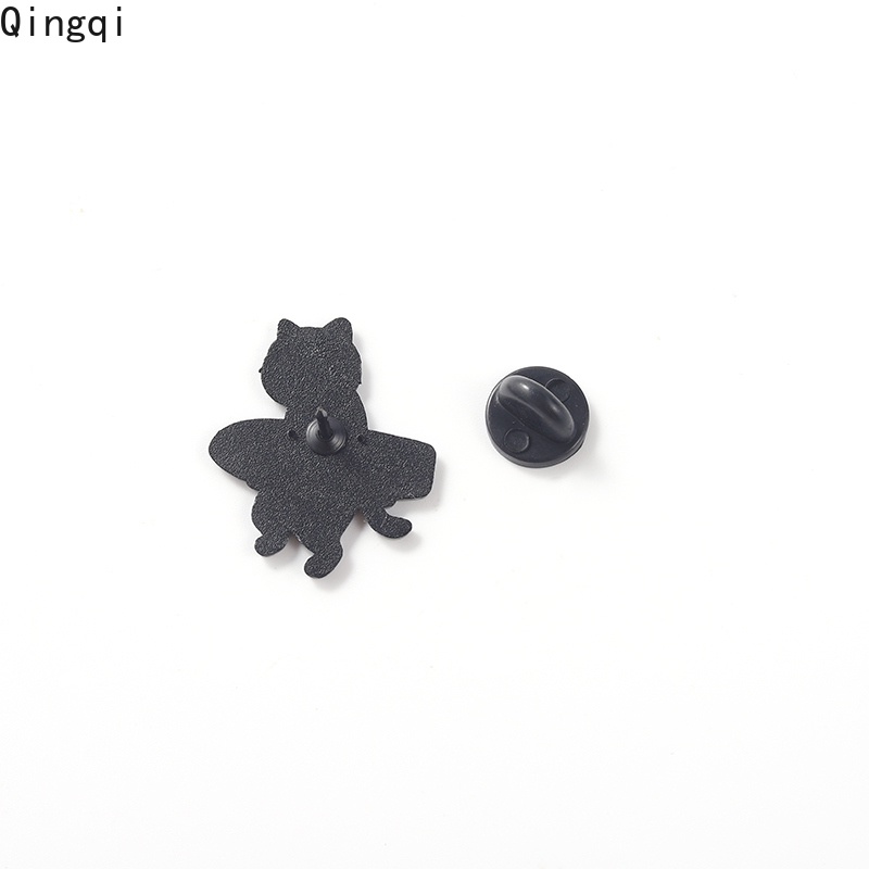 Ghim cài áo/balo MISS ZOE trang trí hình chú mèo trắng trượt ván kiểu hoạt hình tráng men thích hợp để làm quà tặng