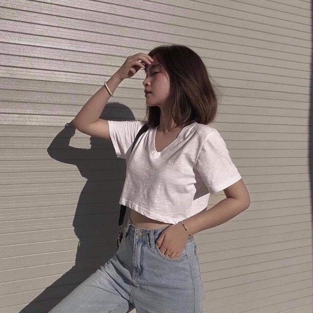 Áo croptop trơn cổ tim thun mềm mát