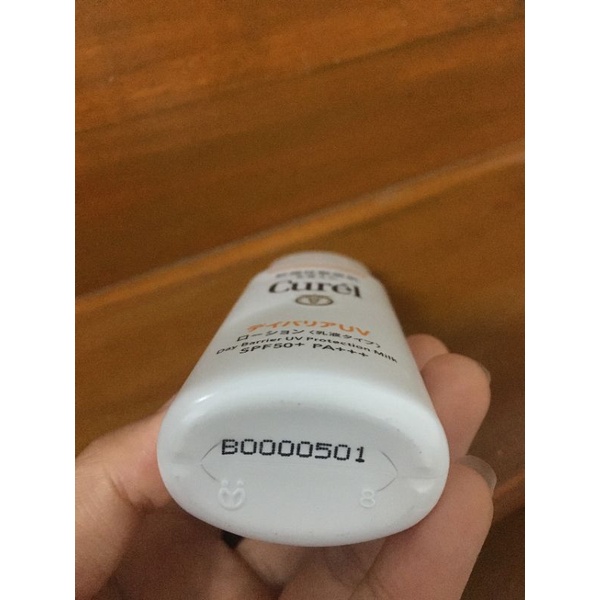 Kem chống nắng Curel