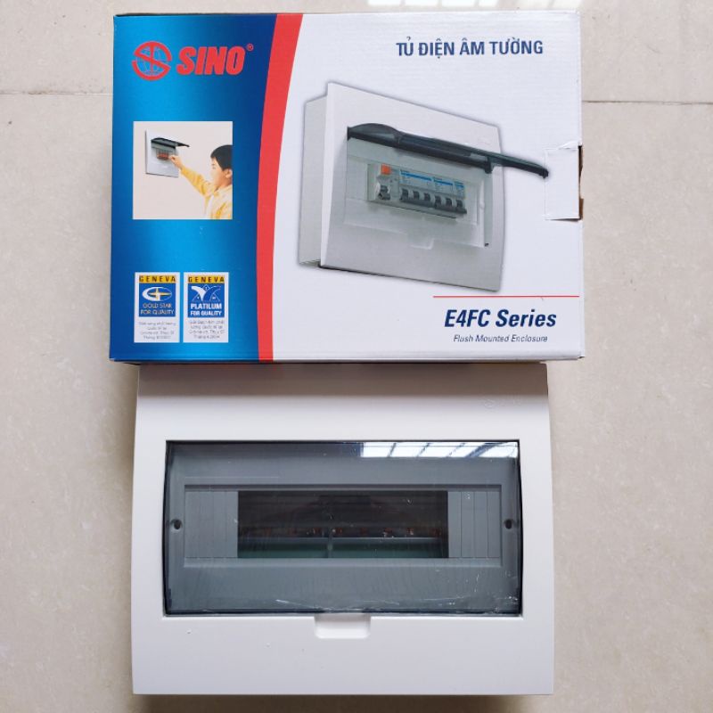 Tủ điện mặt nhựa bóng , đế nhựa chứa 8-12 đường SINO E4FC8/12SA