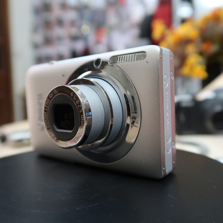 Máy ảnh Canon IXUS 115 HS quay, chụp tốt