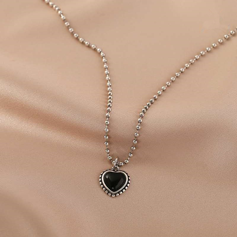 Dây chuyền hợp kim mặt hình trái tim phong cách retro kiểu dáng thời trang