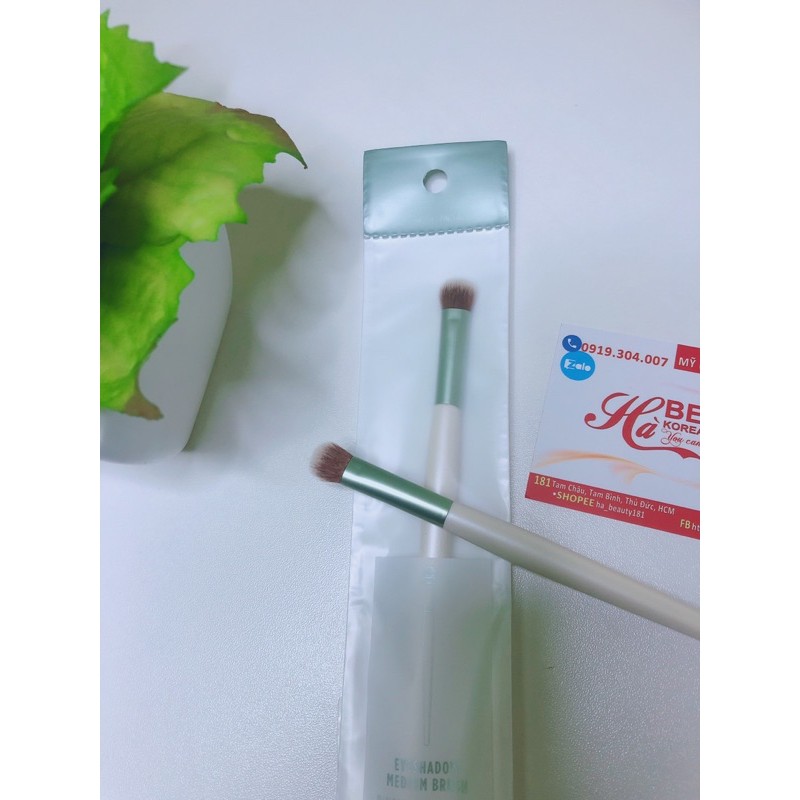 [THE FACE SHOP_Auth] Phụ kiện trang điểm Cọ mắt fmgt EYE SHADOW MEDIUM BRUSH TFSN20