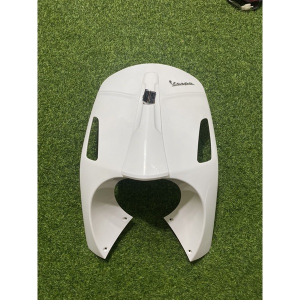 Nhựa ốp đầu mặt trước xe máy điện Vespa