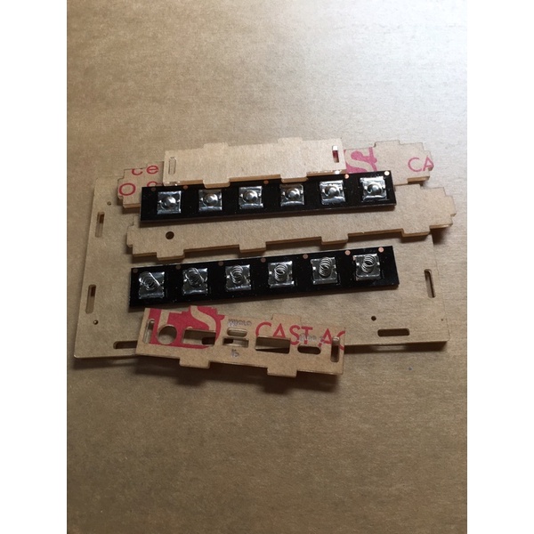 Box Không mạch 6,8 cell  lò xo 3.0 -18650