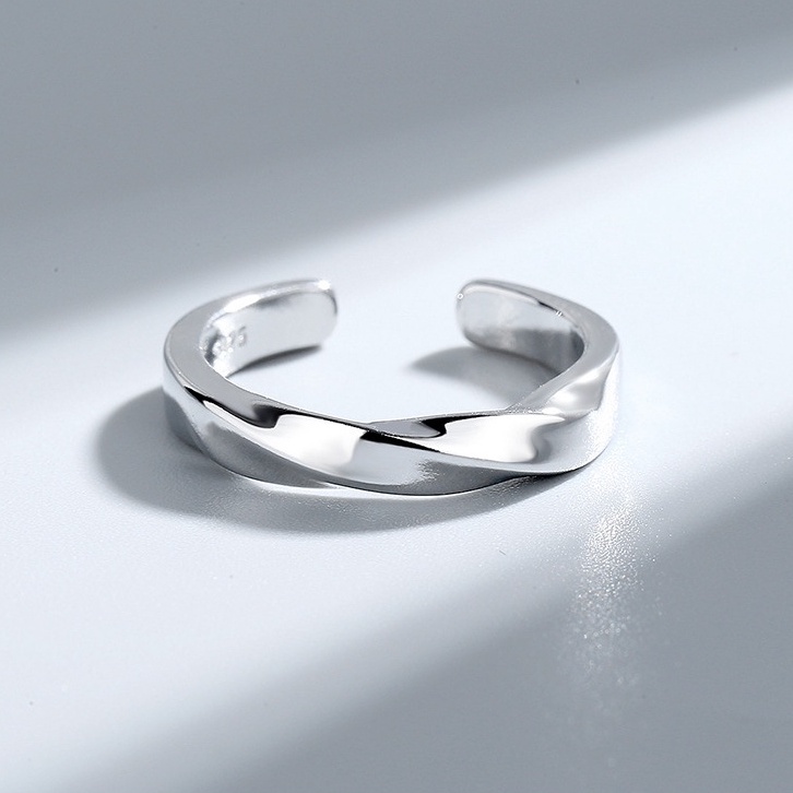 Nhẫn Nam Nữ Dáng Xoắn Cá Tính Dễ Điều Chỉnh R55