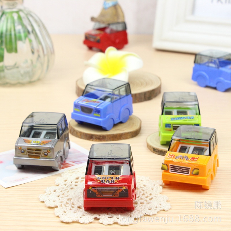 1 Đồ Chuốt Bút Chì Hình Xe Jeep Hoạt Hình Màu Sắc Ngẫu Nhiên