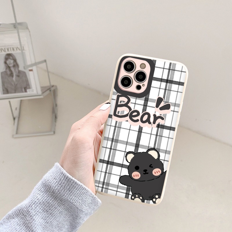 Ốp Iphone Gấu Black Bear má hồng nền caro ốp lưng iphone viền vuông đủ mã từ 6 đến 13promax