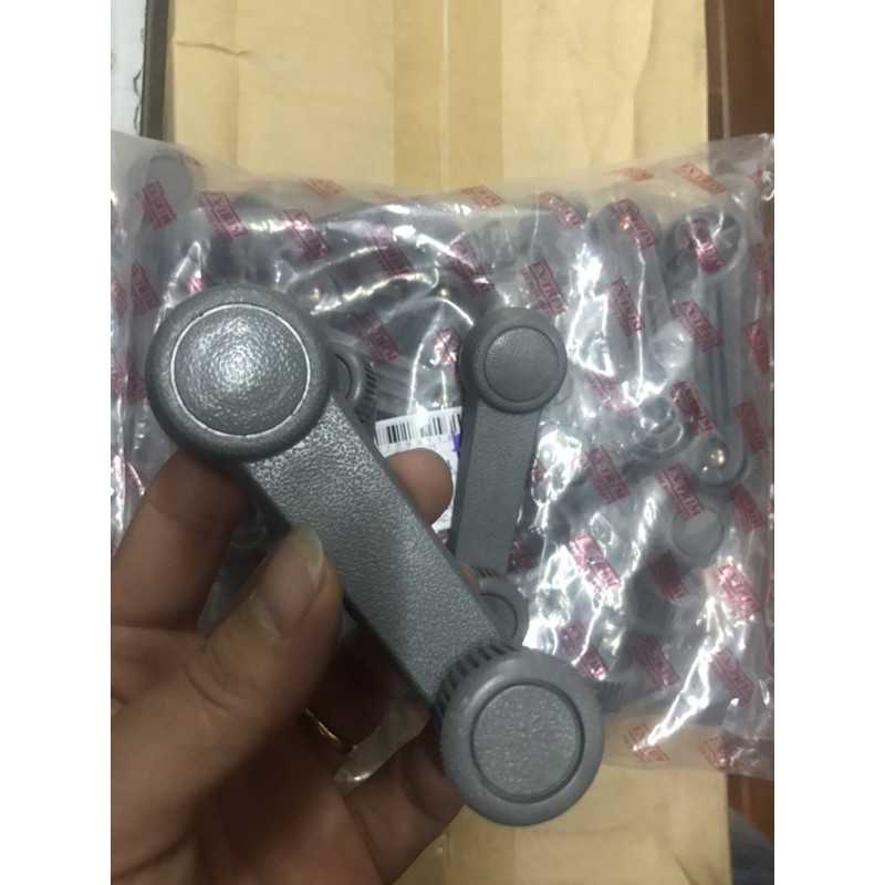 Tay quay kính Kia Pride CD5