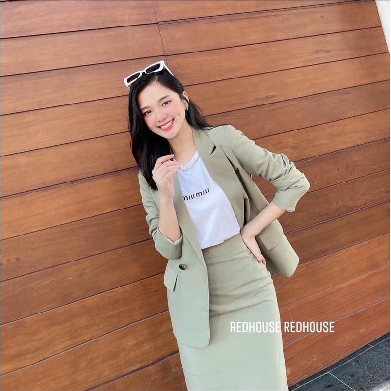 Áo vest 2 cúc bạc cổ K