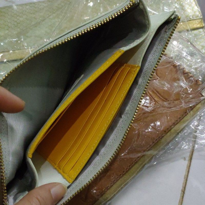 Ví dài phối màu . Shu shu.