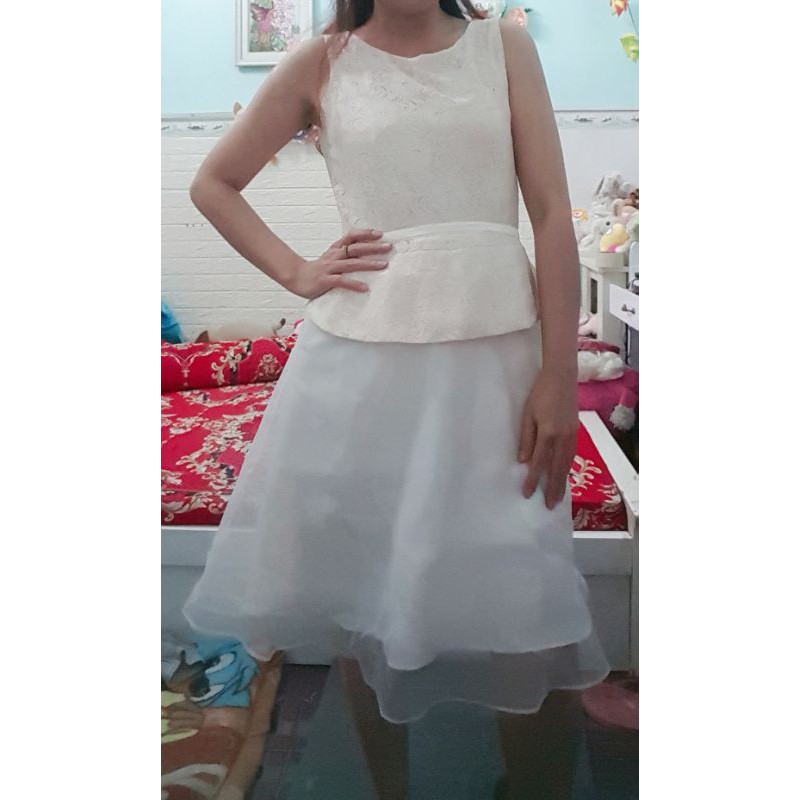 Thanh lý đầm xoe hoa màu sac  dể thương size M