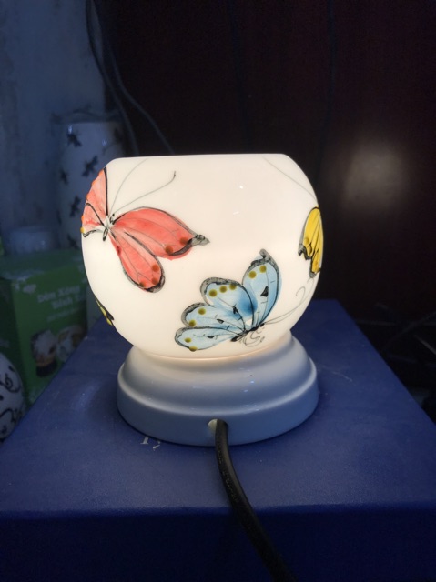 Đèn xông tinh dầu Bát Tràng giao mẫu ngẫu nhiên