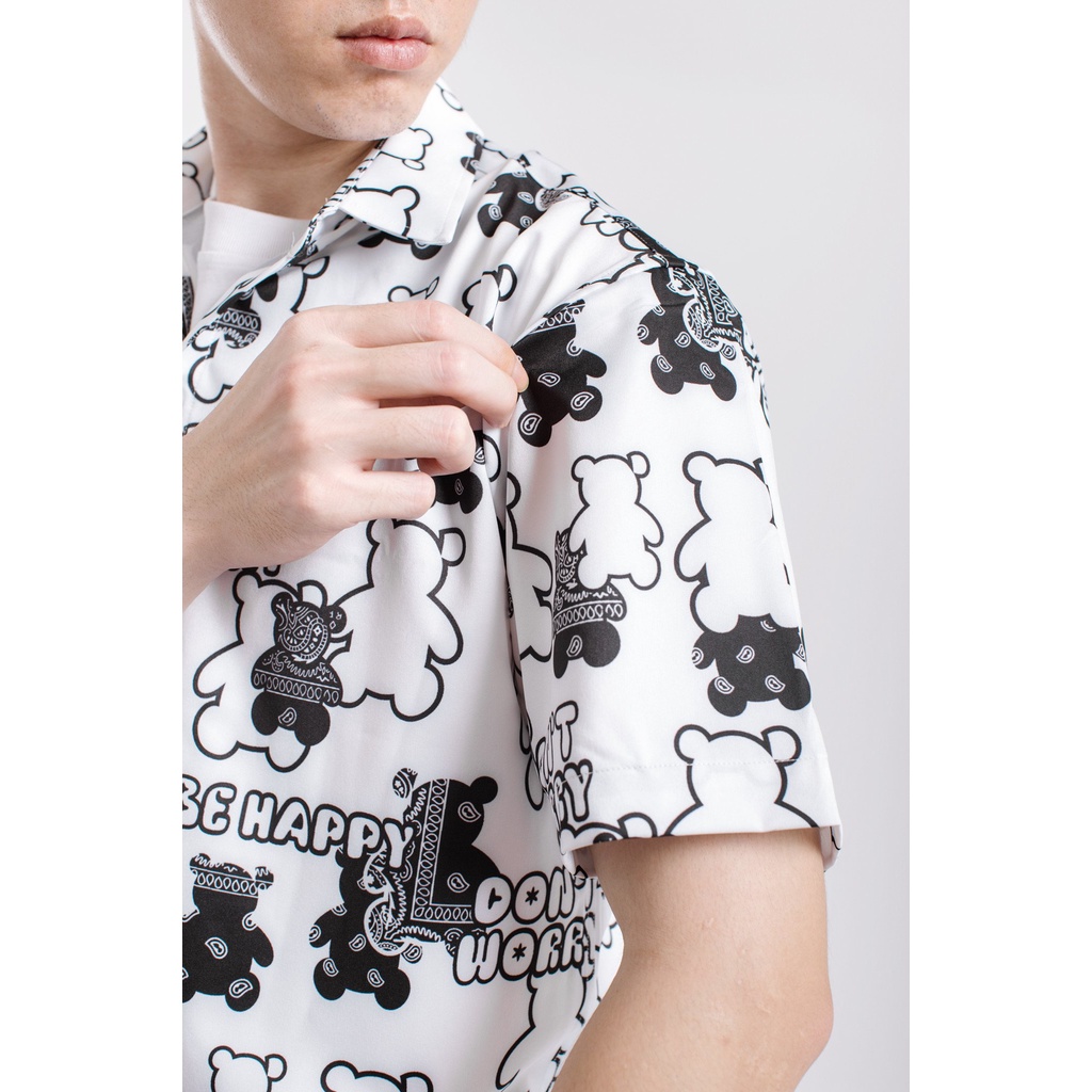 Áo Sơ Mi Nam Nữ Tay Ngắn Form Rộng Họa Tiết 4LUCKY - 8068 - Chất sơ mi lụa không nhăn co giãn tốt thấm hút mồ hôi tốt | BigBuy360 - bigbuy360.vn