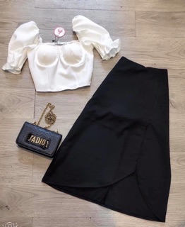 Set áo cúp ngực chân váy xẻ