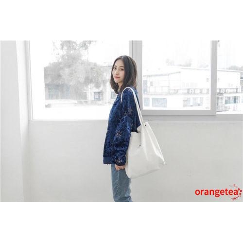 Túi đeo vai làm bằng vải canvas có nút cài nam châm