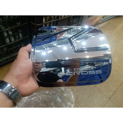 Ốp Nắp Bình Xăng Xe Toyota Cross 2020 2021 2022