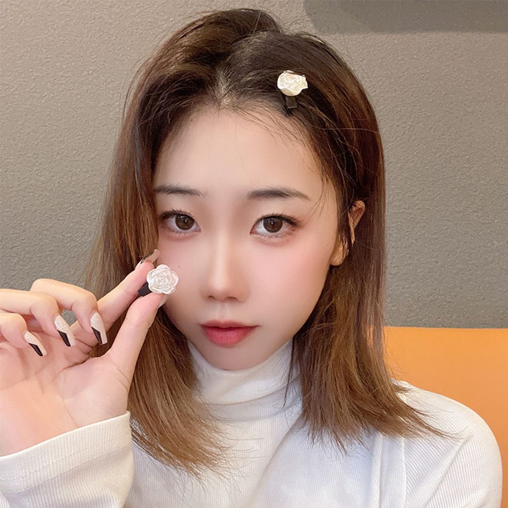 Kẹp tóc hình hoa trà màu trắng sữa thời trang thanh lịch cho nữ