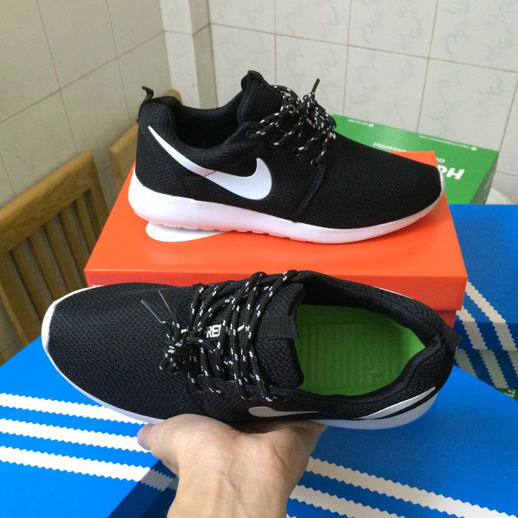 Giày sneaker nam nữ - Roshe run